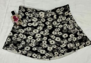 Black Floral Winter Mini Skirt