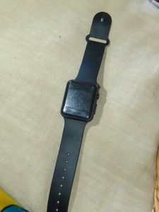 Selling Affordable Watch Displays Time