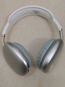 P9 Wireless Headphones - New