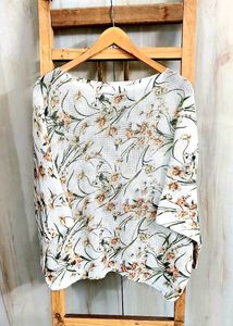 Offwhite Printed Baggi Sweater Free Size