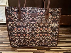 Book Tote By Zouk With Kashmiri Bliss Print