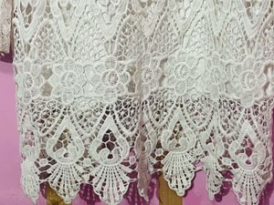 Lace Detailed Tunic Top