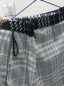 SHEIN Houndstooth Mini Skirt