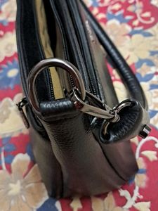 Classy Handbag With Wallet