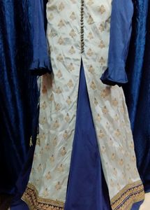 Girls Gown💙🤍