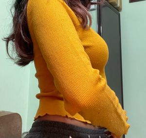 ONLY Frilled full sleeve crop top | Size S