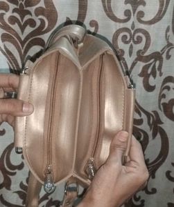 Elegant Gold Crossbody Bag