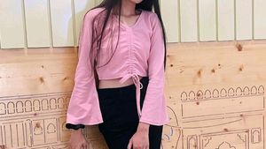 Aesthetic Tops