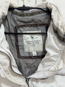 Puffer Jacket - Abercrombie