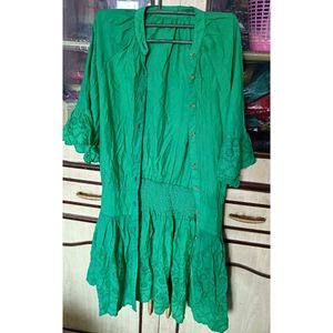 Shrug Type Dress☘️....