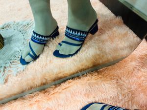 Boho Chic Navy &amp; White Toe Ring Sandals