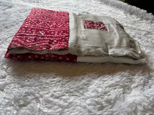 Elegant White &amp; Red Saree😻