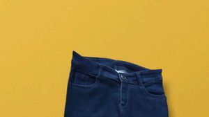 J@37 Size-28 (Sale) Latest Ladies high waist Jeans