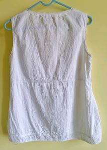 Pintresty White Top 🎀