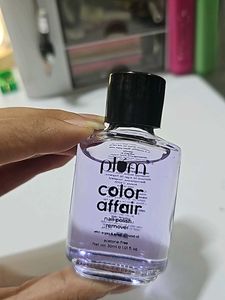 Plum Color Affair Nail Polish Remover
