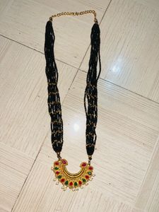 Beaded Black & Gold Necklace