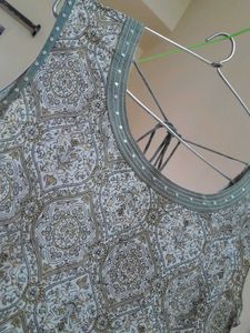Anarkali Printed Kurti (Grey &amp; White)