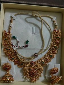 Elegant Gold-Plated Jewelry Set