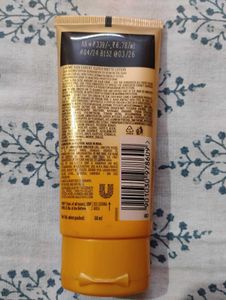 LAKME 9 TO 5 SUN EXPERT SUNSCREEN