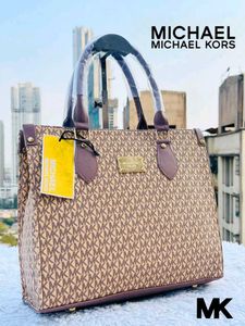 MICHAEL KORS TOTE BAG 💰