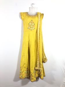 Yellow Embroided Kurta & Dupatta (Women’s)