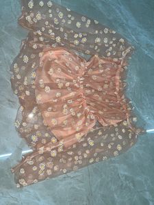 Daisy Print Mesh Top