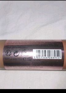 Revolution Conceal And Define Foundation