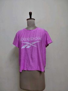 Reebok T-shirt