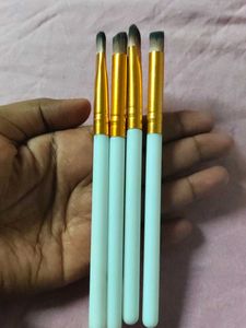 Makeup Brush Set - 9 Piece, Or One Hair Clips Free