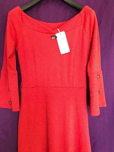 Red long shimmer party dress l size