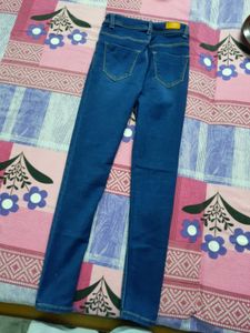 Dark Wash Skinny Jeans