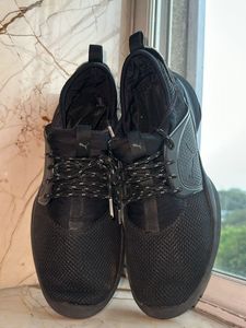 PUMA RUNNING SHOES