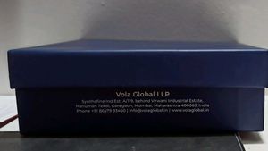 Vola Elegant Dinnerware Set
