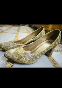 Beautifull 3 Inch Heel