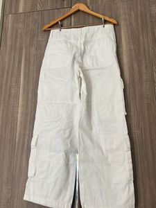 H&amp;M White Cargo Pants