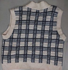 Trendy Plaid Knit Vest