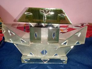Glass House Showpiece
