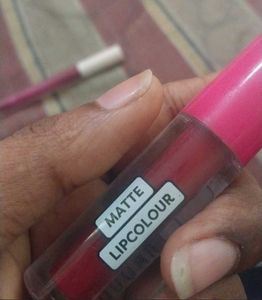 Sugar Pop Matte Lip Colour Raspberry shade