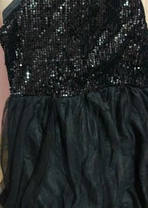 Black Bodycon Dress