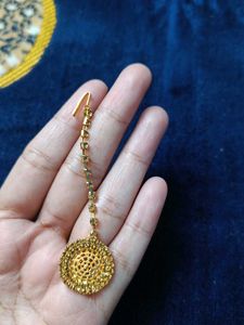 Golden Jewelry Set