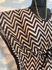 Stylish Patterned Kaftan