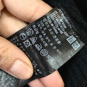 Uniqlo 100% wool pullover