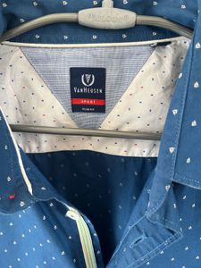 Van husen Dotted slim fit  Shirt