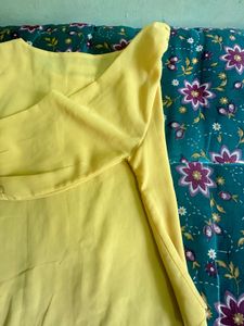 Elegant Yellow Full-Sleeve Top