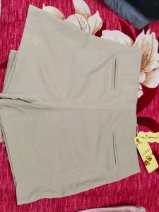 Beige Linen Squats