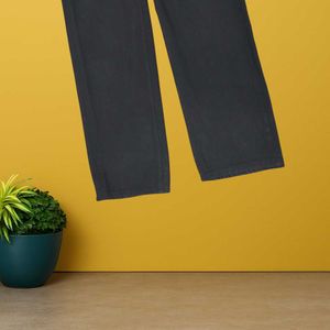 women black straight jeans size 28 (O-101)