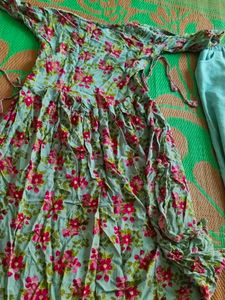 Nyra Cut,Frut Cut Kurta And Trouser
