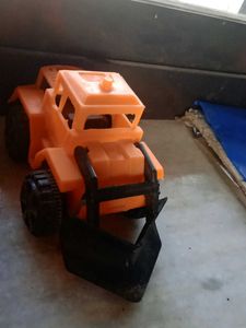 4 Toys