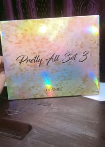 Ucanbe Eyeshadow Palette