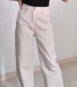 OFF WHITE/ LIGHT BEIGE WIDE LEG JEANS